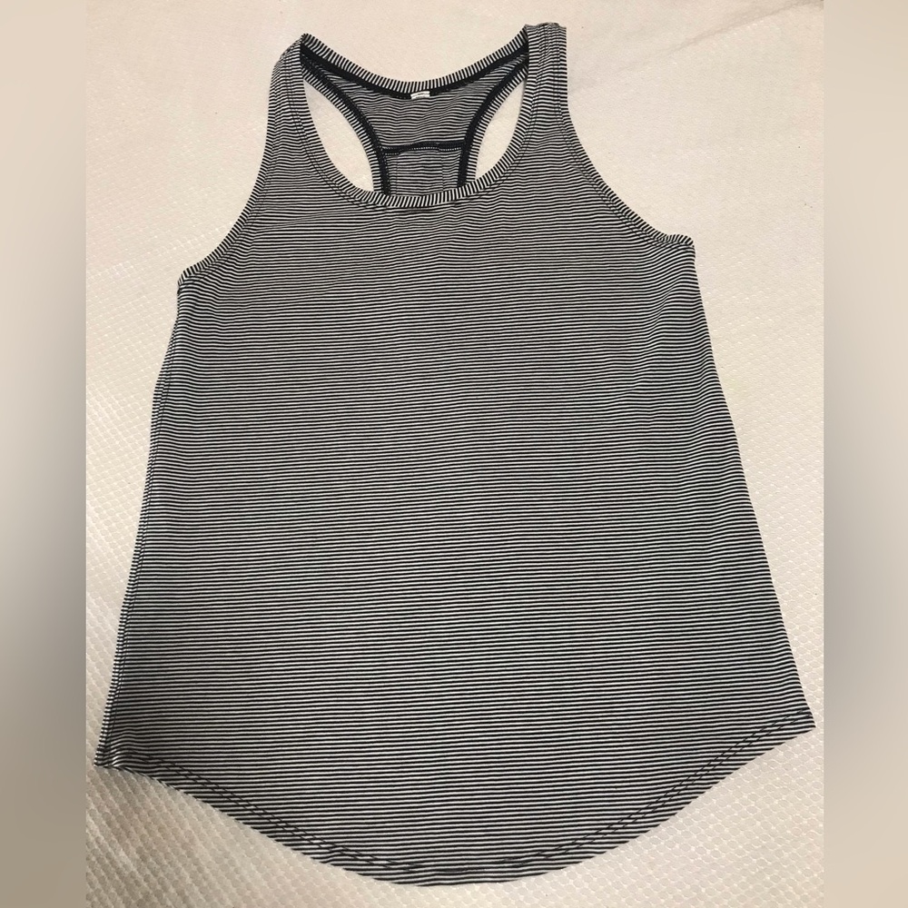 Lululemon Fine Striped Black‎ and White Women's Raceback Tank Pit to pit 15”